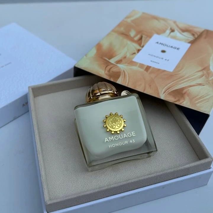 عطر (ادکلن) آمواج هانر 43 زنانه، 100 میل | Amouage Honour 43 Woman - Image 6