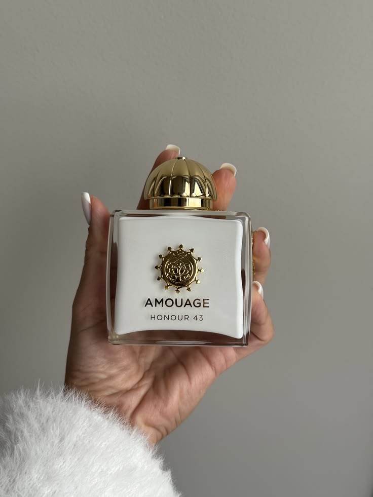عطر (ادکلن) آمواج هانر 43 زنانه، 100 میل | Amouage Honour 43 Woman - Image 4